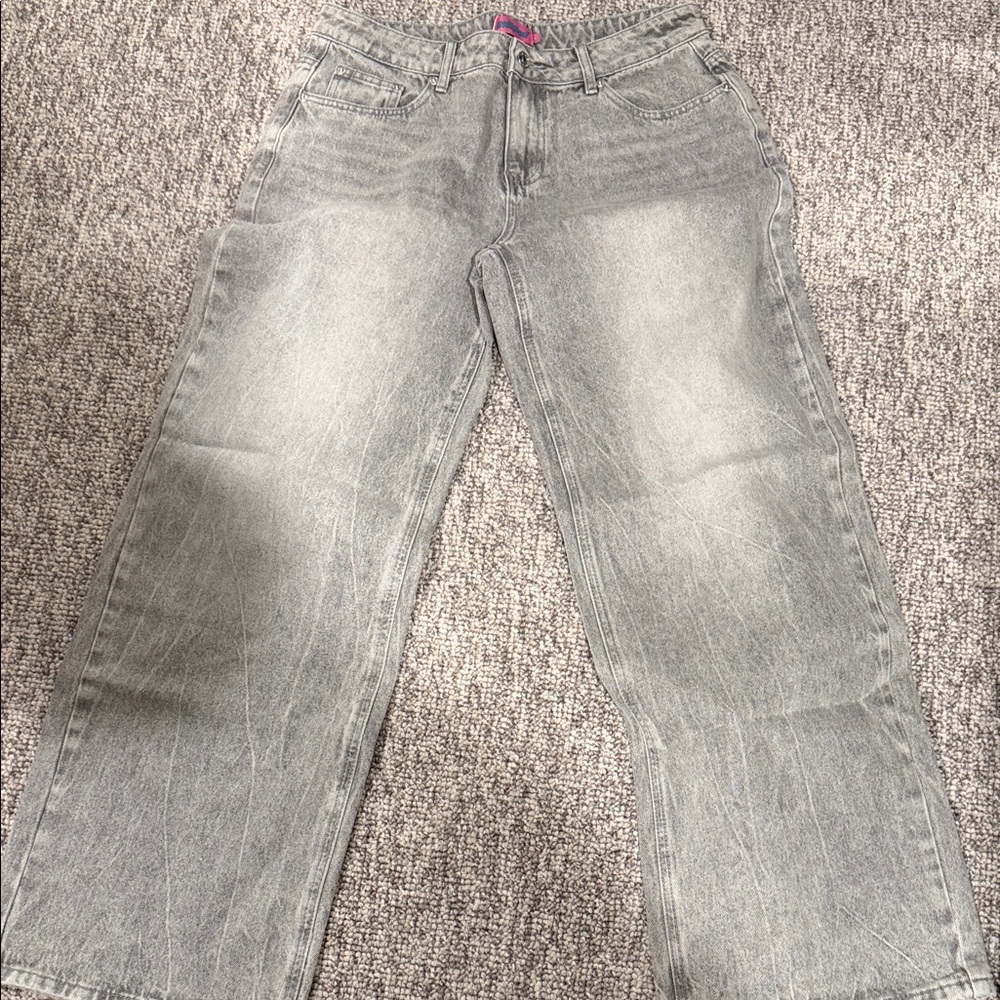 Edikted Light Gray Straight Leg Jeans